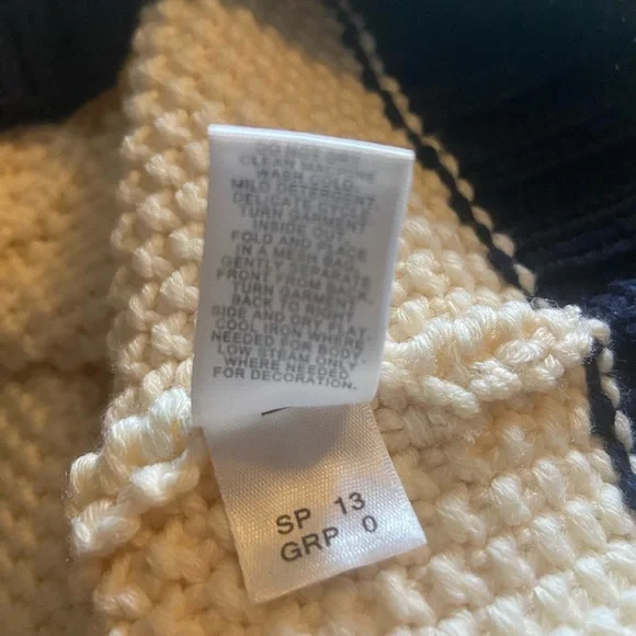 St John Sweater - Picture 8 of 8